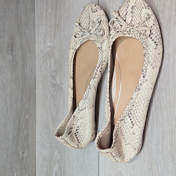 Vionic Women Callisto Embs snake Loafer Slip on shoes sz 7 - Picture 3 of 13